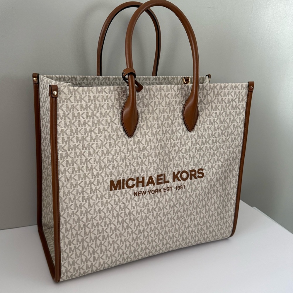 NEW Michael Kors Mirella Large North South MK Signature Tote Bag - Picture 6 of 13